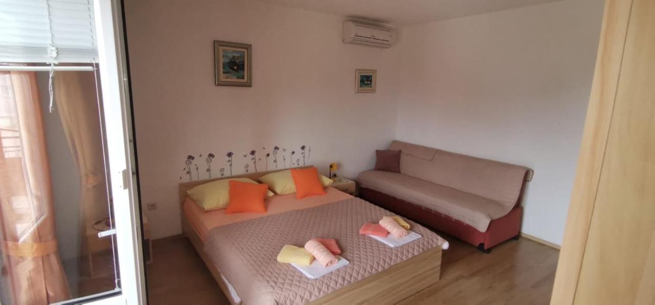 Apartments Mate Baška Voda Extérieur photo
